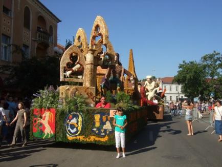 Caravana florilor va colora din nou Oradea